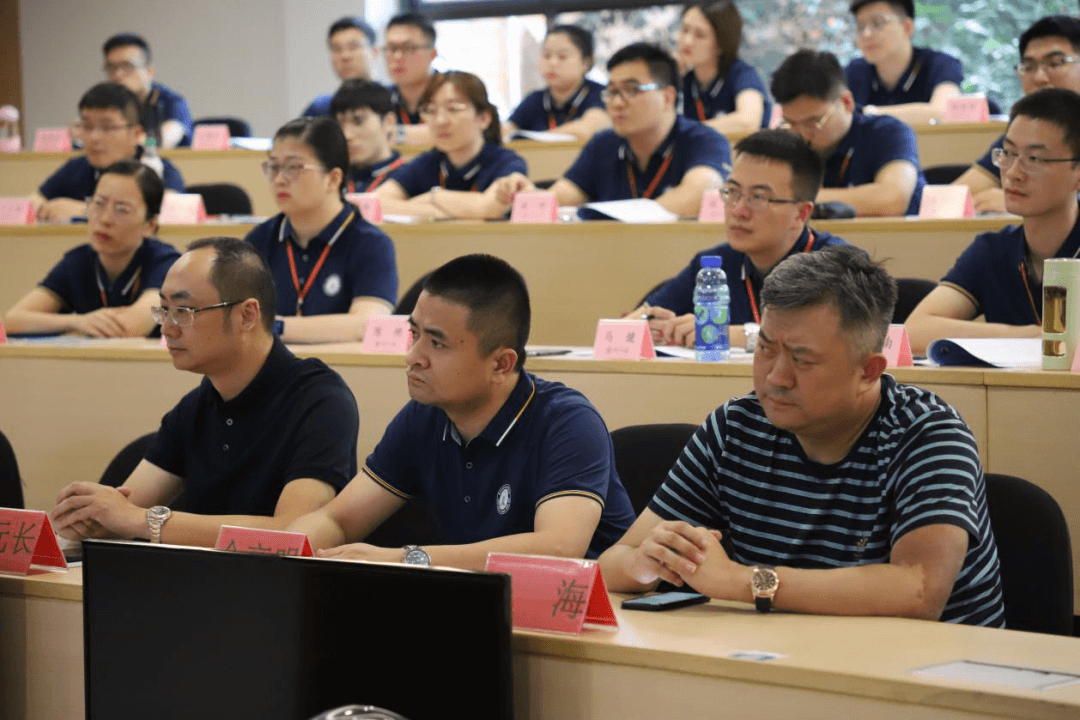绍兴市越城区青年律师法律素能提升培训班在浙江大学顺利开班